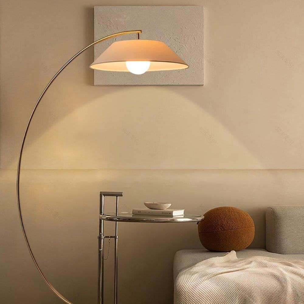 Modern Sculpted Floor Lamp | Flowing Silhouette Standing Light | Ridorn