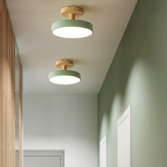 Compact Round Disc LED Ceiling Light for Low Spaces | Ridorn