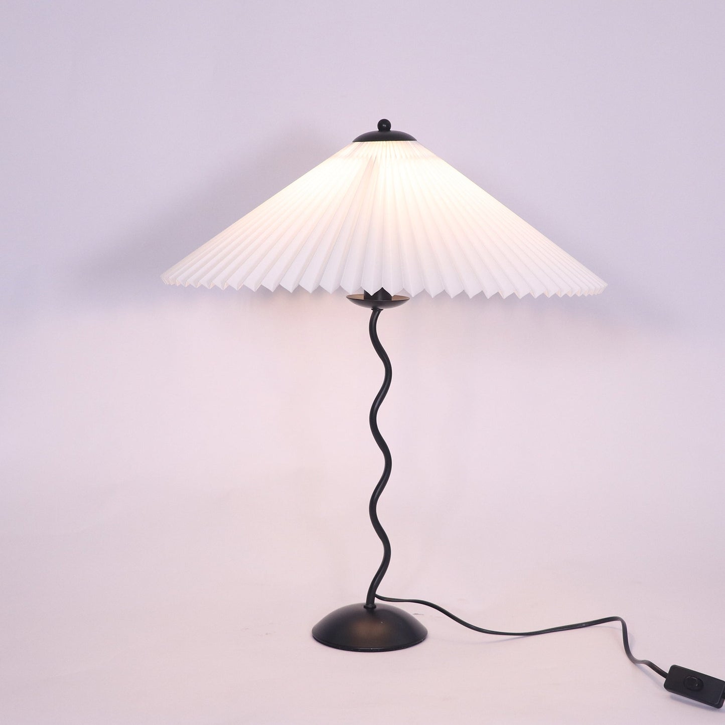 Table Lamp | Pleated Shade | Ridorn