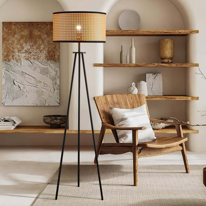 Boho Standing Floor Lamp | Sculptural Lighting with Curved Artistic Silhouette | Ridorn