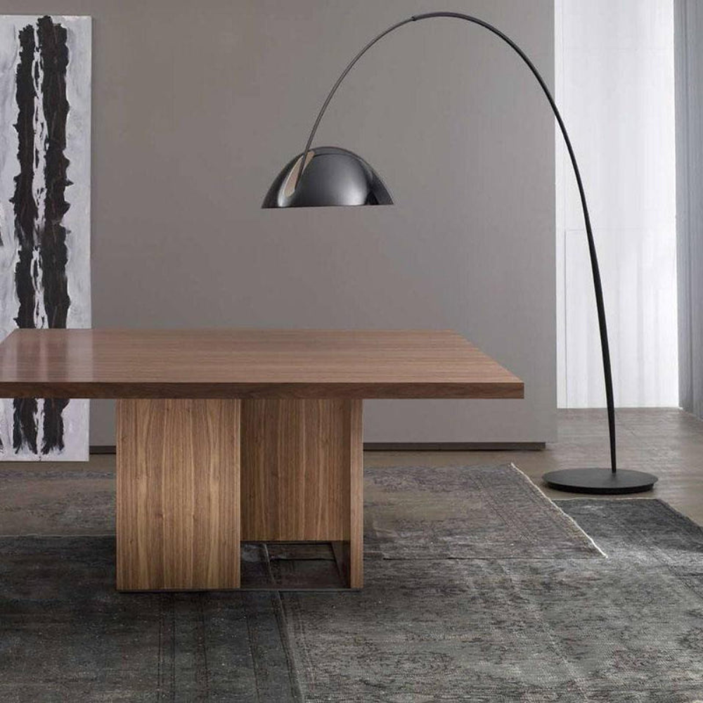 Elegant Curved Floor Lamp | Modern Arched Standing Light | Ridorn