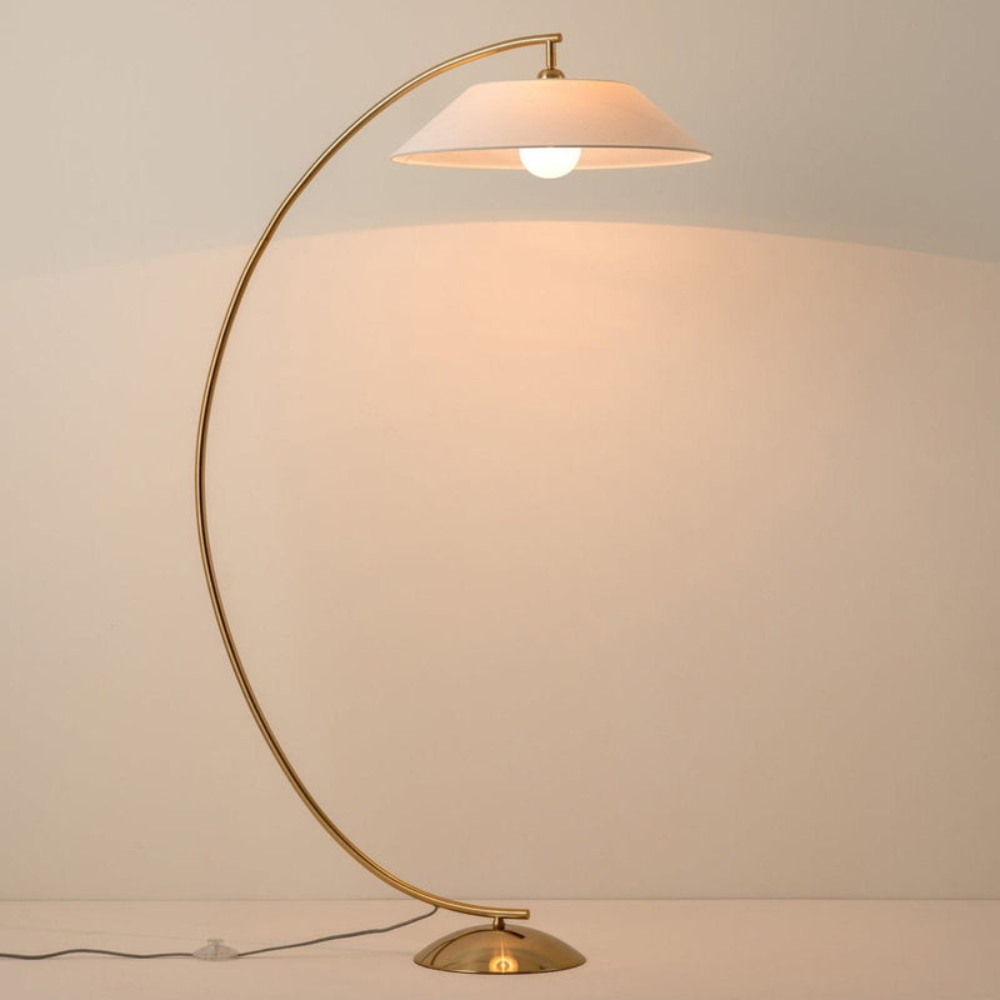 Modern Sculpted Floor Lamp | Flowing Silhouette Standing Light | Ridorn