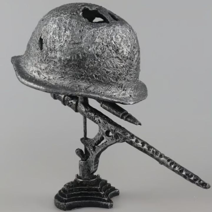 Vintage Helmet LED Table Lamp | Ridorn