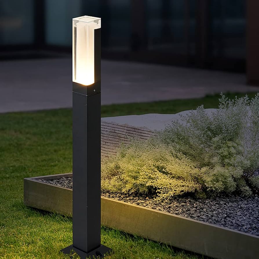 Outdoor LED Garden Lamp, Weatherproof Aluminum Landscape Light for Patio, Terrace & Entrance