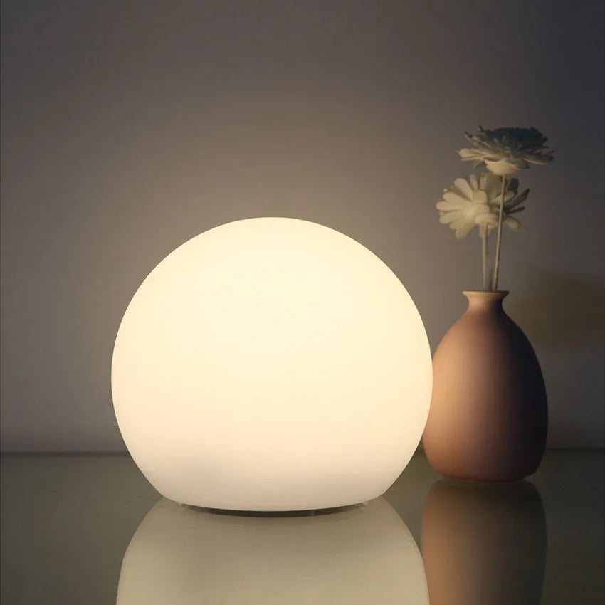 Wireless RGB Globe Table Lamp | Ridorn