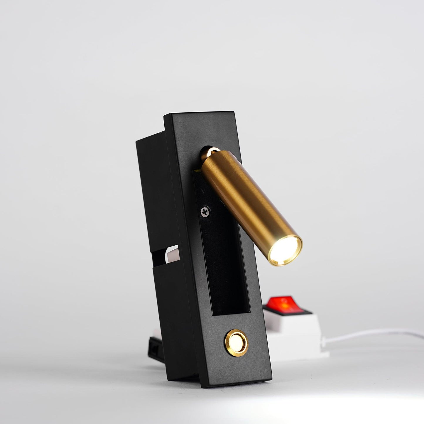 Wall Light | Modern Adjustable LED Lamp | Ridorn