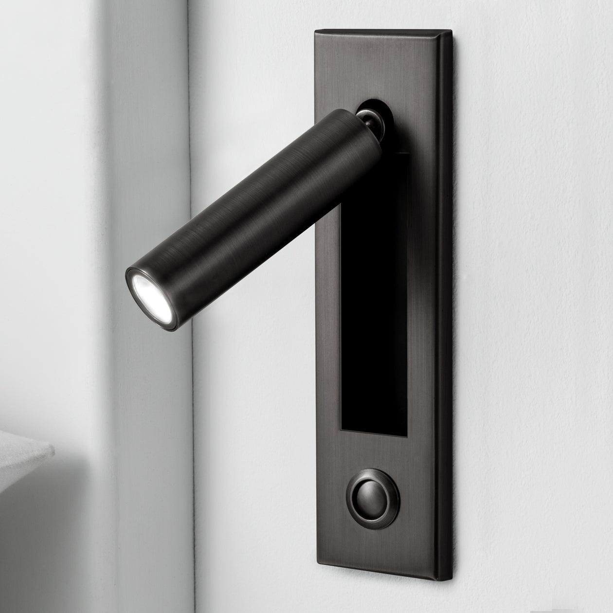 Wall Light | Modern Adjustable LED Lamp | Ridorn