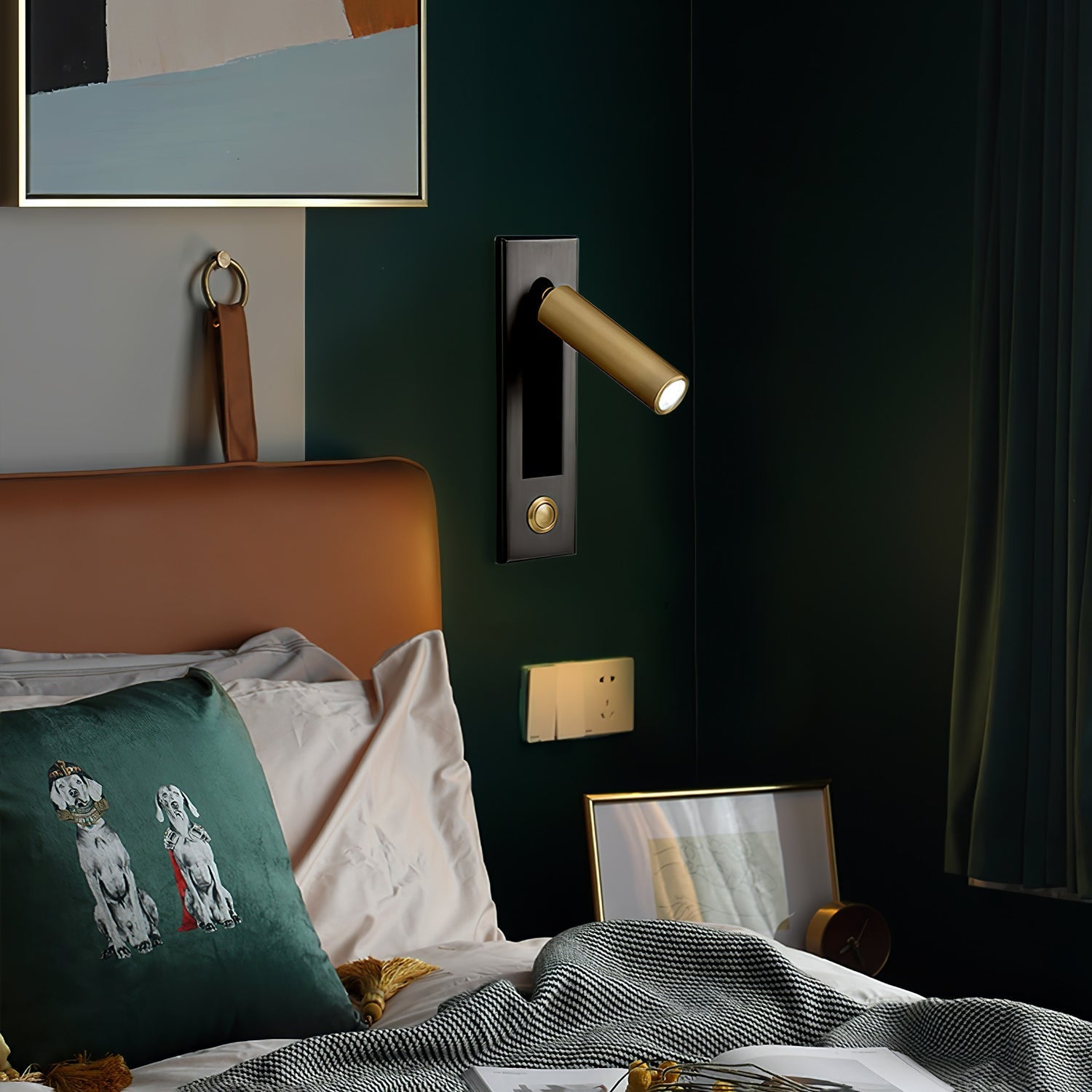 Wall Light | Modern Adjustable LED Lamp | Ridorn