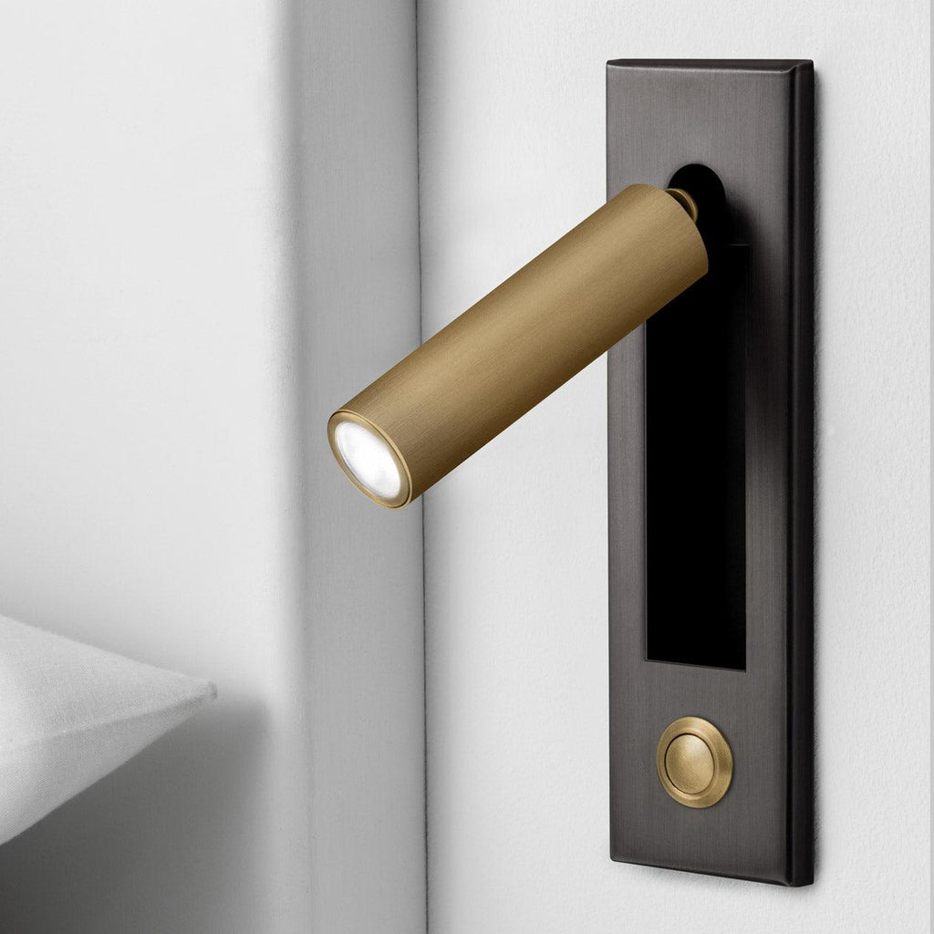 Wall Light | Modern Adjustable LED Lamp | Ridorn