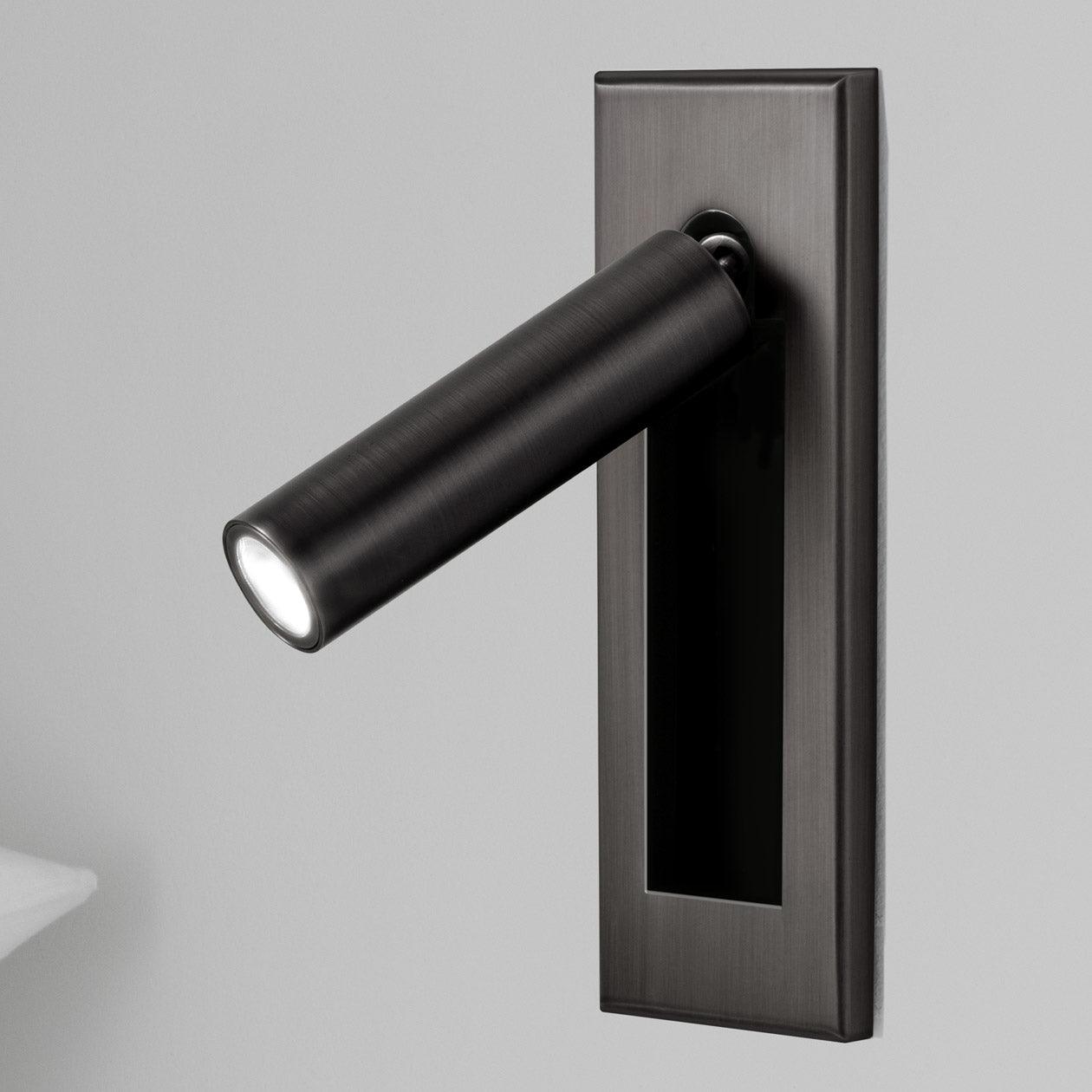 Wall Light | Modern Adjustable LED Lamp | Ridorn