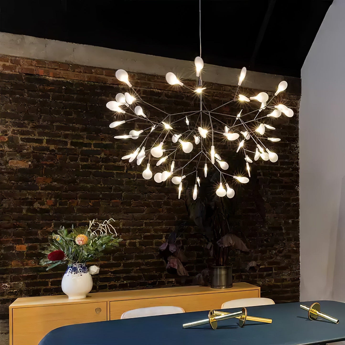 Branch-Inspired Chandelier | Multi-Head Ceiling Light | Ridorn