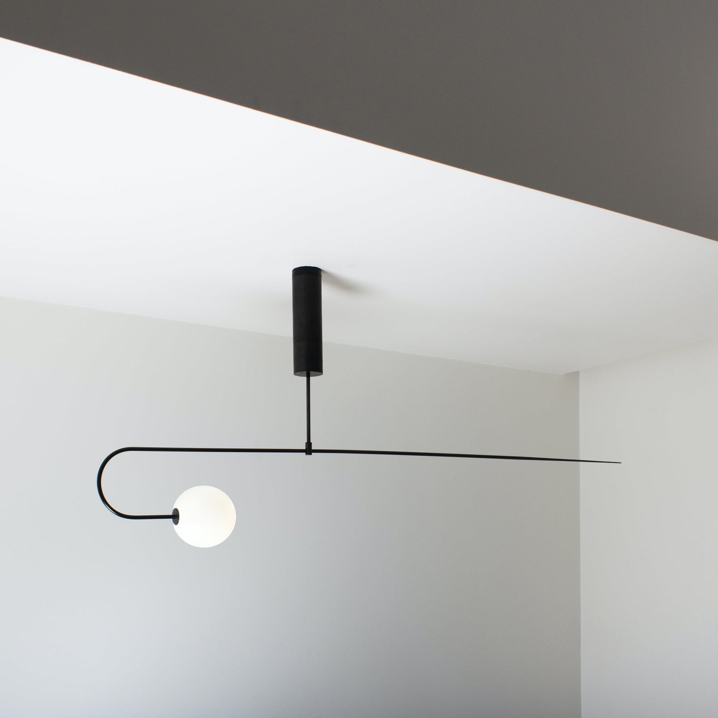 Chandelier Light | Ceiling Lamp with Mobile Arc Design | Ridorn