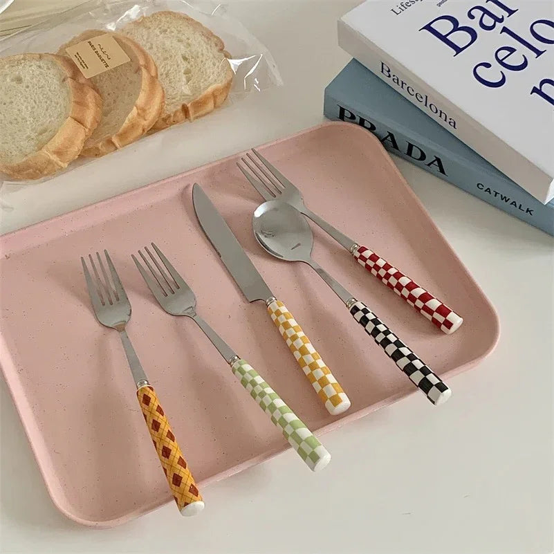Claron Dessert Cutlery Set-Flatware Sets-Ridorn