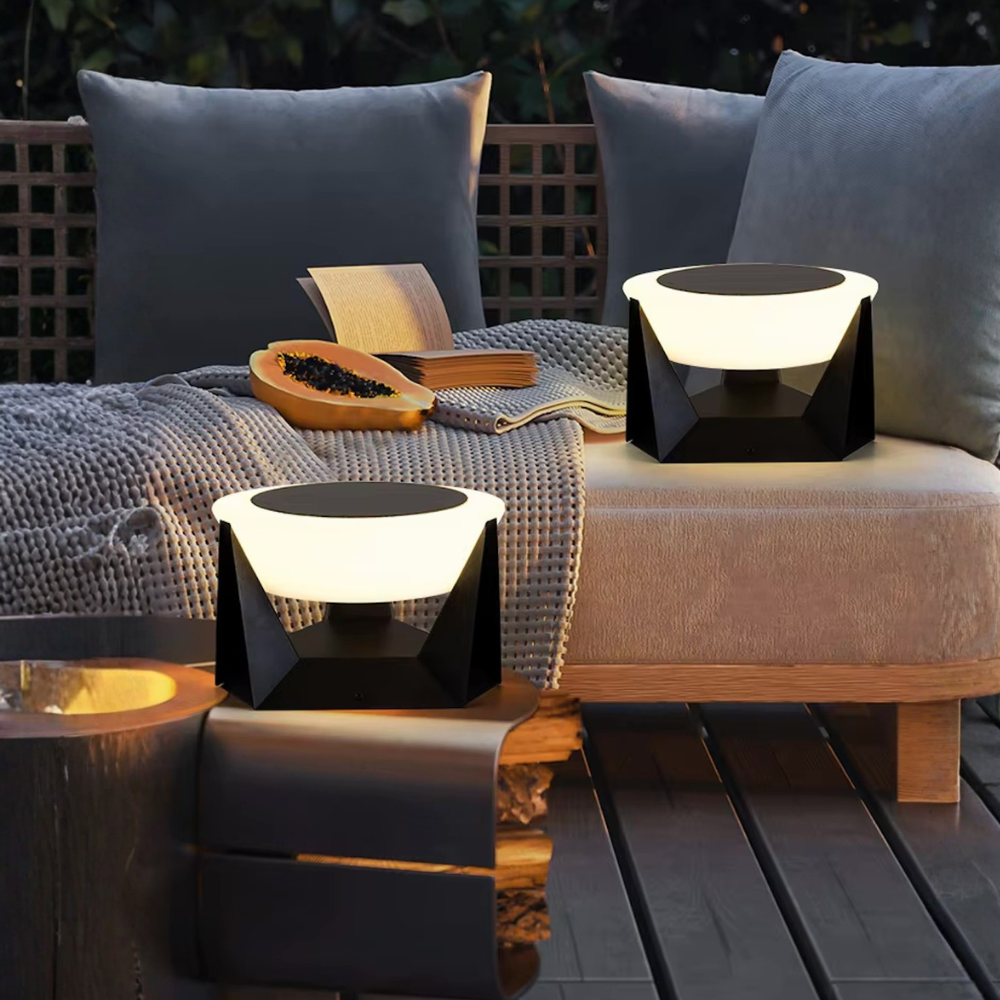 Contemporary Solar Outdoor Light with Adjustable Brightness | Ridorn
