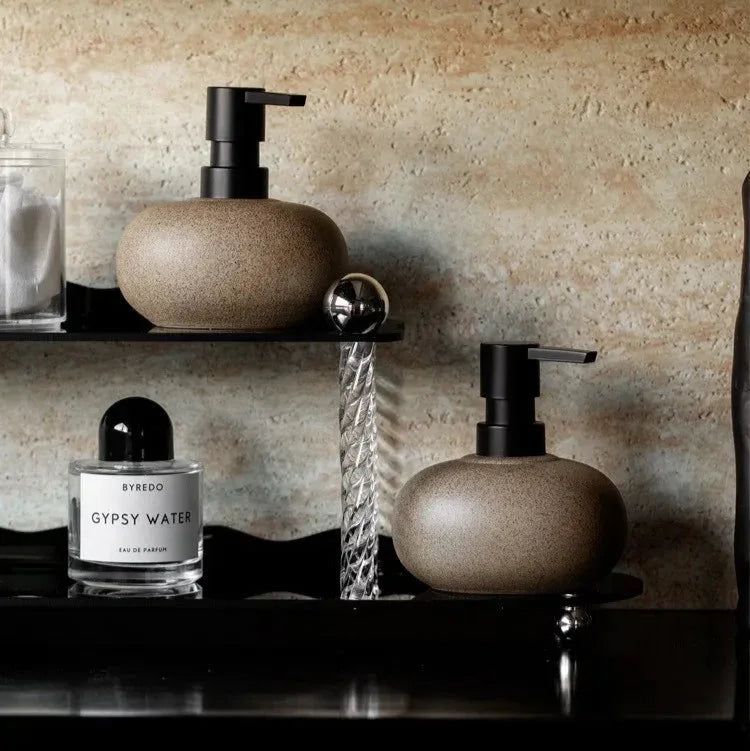 Daelhaven Lyrahurst Dispenser Bottle-Bathroom Accessories-Ridorn