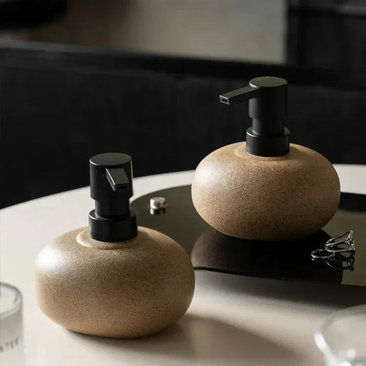 Daelhaven Lyrahurst Dispenser Bottle-Bathroom Accessories-Ridorn
