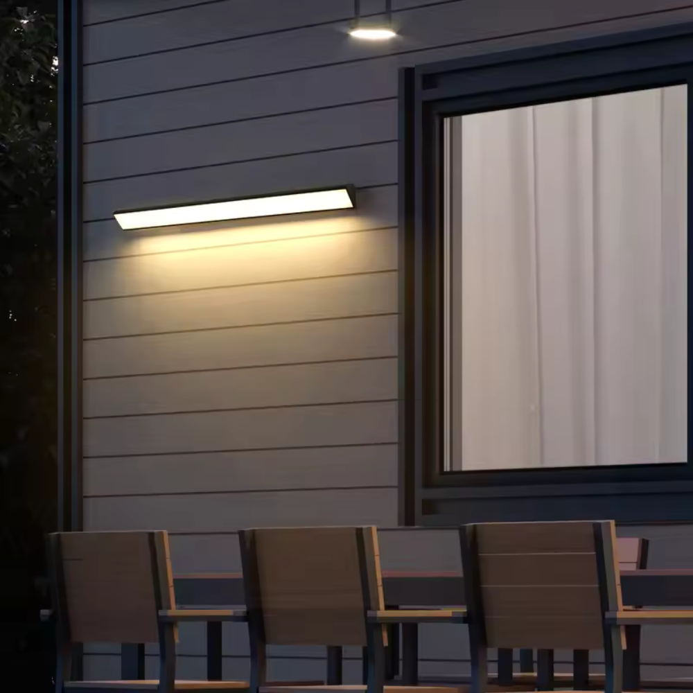 Outdoor Wall Light in Modern Slim Design | Waterproof LED Fixture for Patio & Entrance | Ridorn