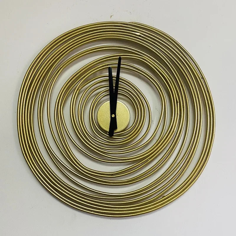 Falkora Elowenino Clock-clock-Ridorn