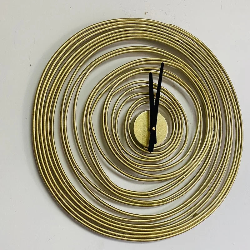 Falkora Elowenino Clock-clock-Ridorn