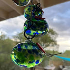 Glass Hummingbird Feeder with Wind Chime, Handcrafted Garden Bird Feeder Ornament-Ridorn