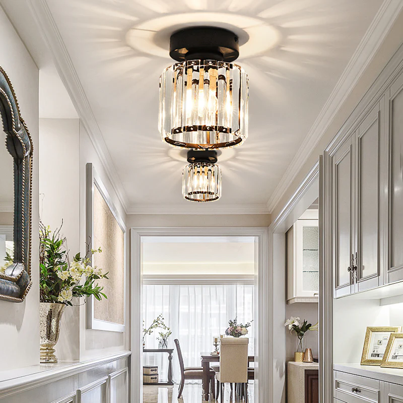Elegante Deckenleuchte mit Kristallakzenten für Flure | Ridorn