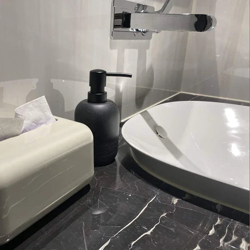 Lachero Dispenser Bottle-Bathroom Accessories-Ridorn