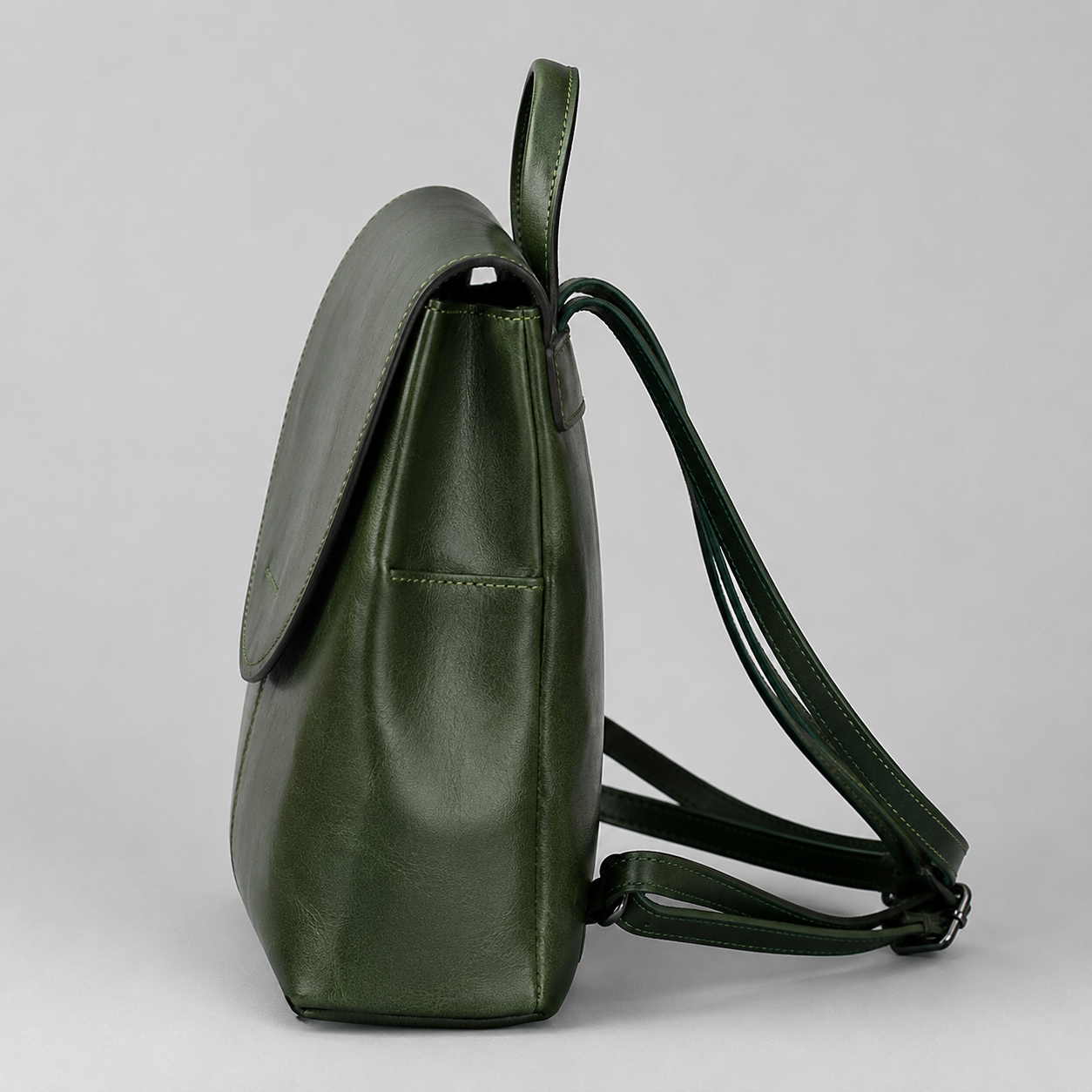 Leather Backpack for Women, Versatile Everyday Daypack with Modern Design