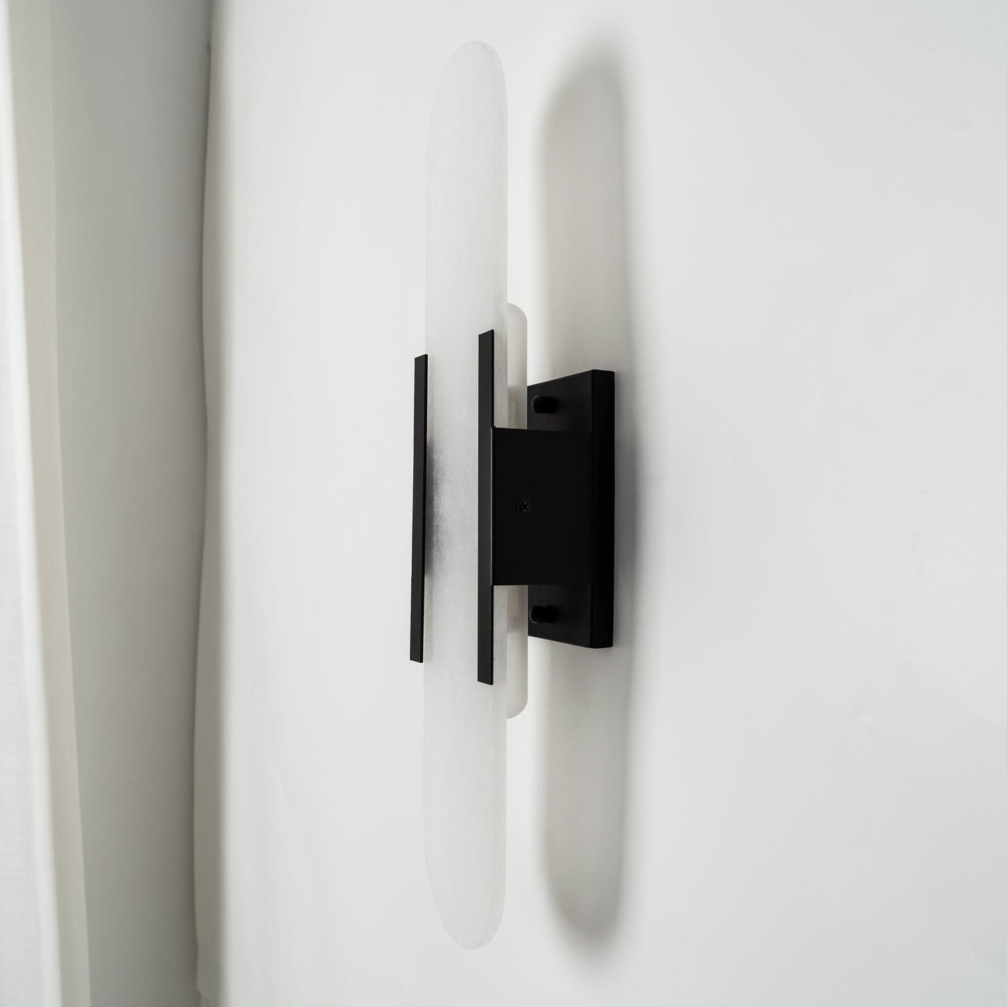 Living Room Wall Light | Elongated Alabaster Design | Ridorn