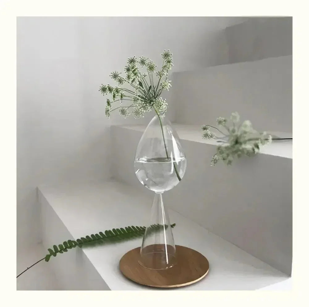 Maeisse Vase-Vases-Ridorn