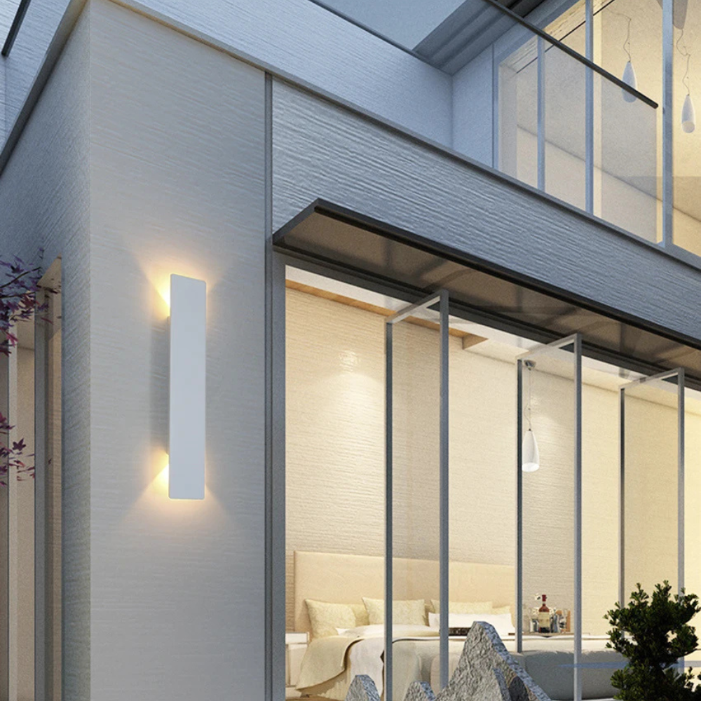 Modern Up Down LED Wall Light | Waterproof Outdoor | Ridorn