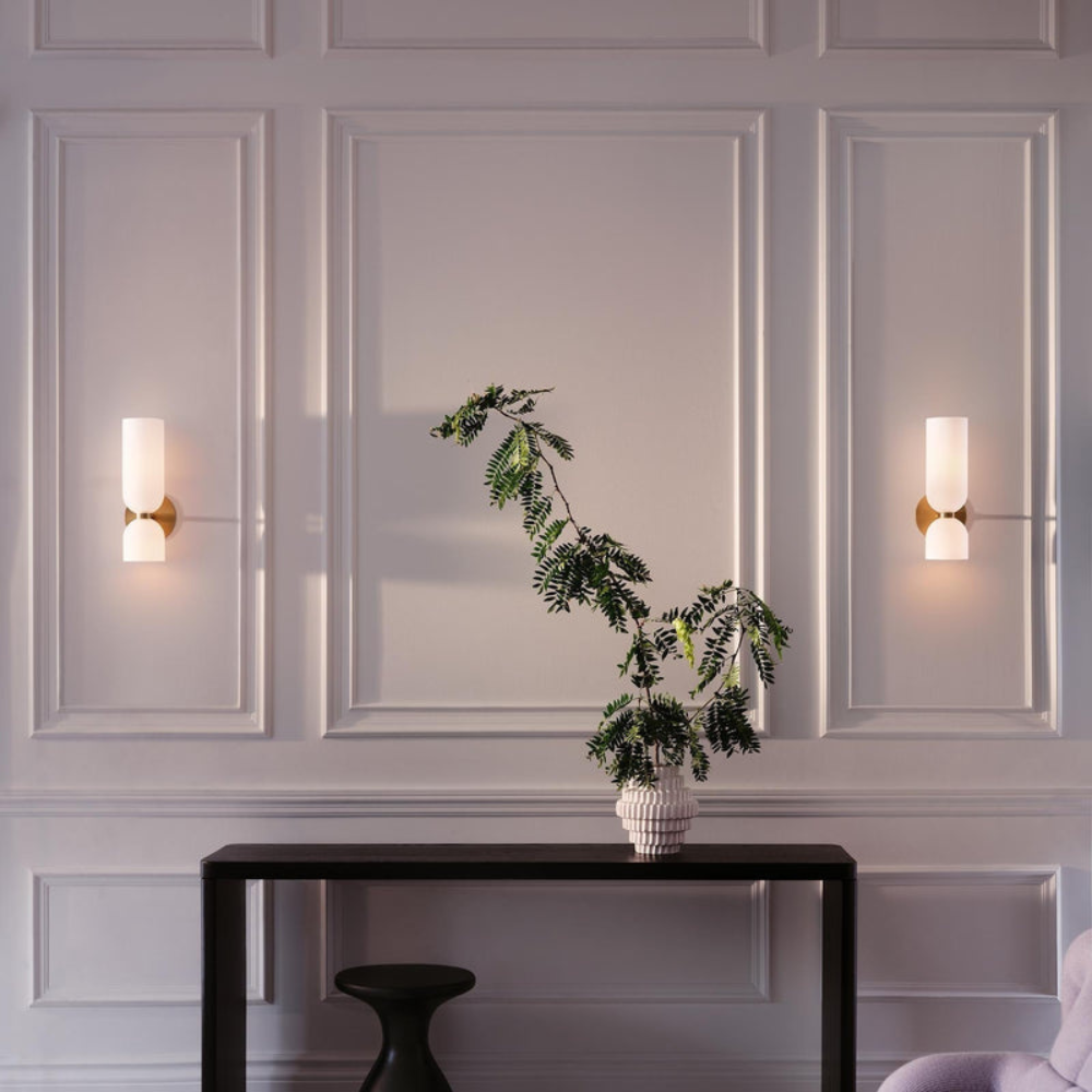 Modern Wall Sconce | Bedroom LED Wall Lamp with Sleek Rounded Design | Ridorn