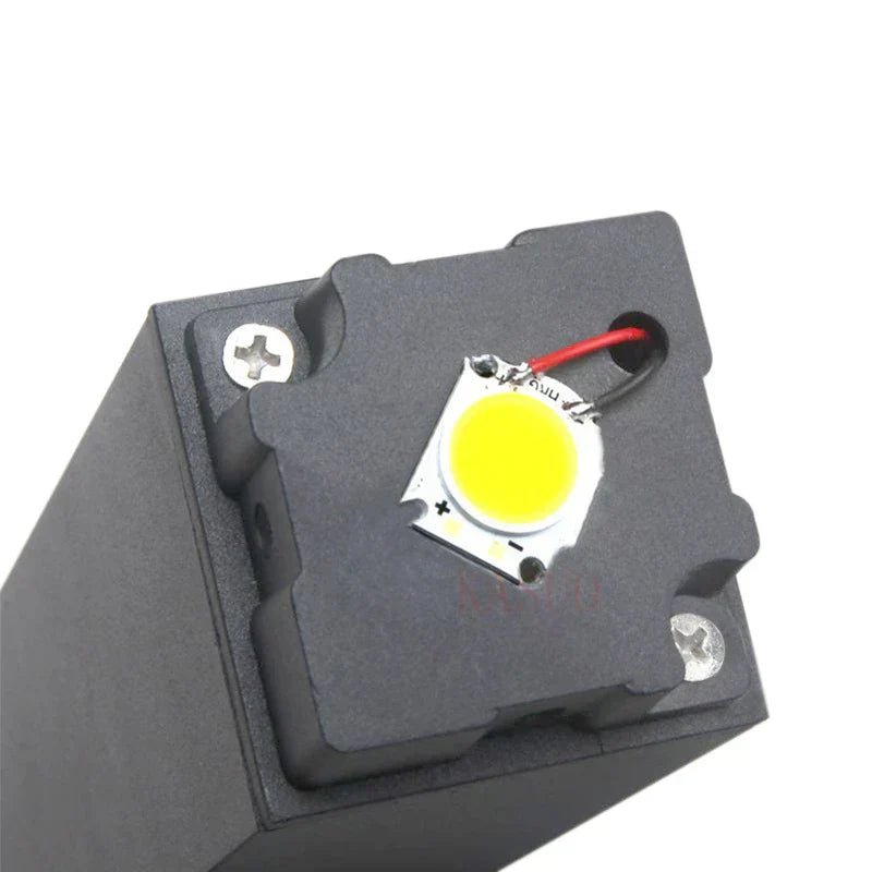 Outdoor LED Garden Lamp, Weatherproof Aluminum Landscape Light for Patio, Terrace & Entrance-Ridorn