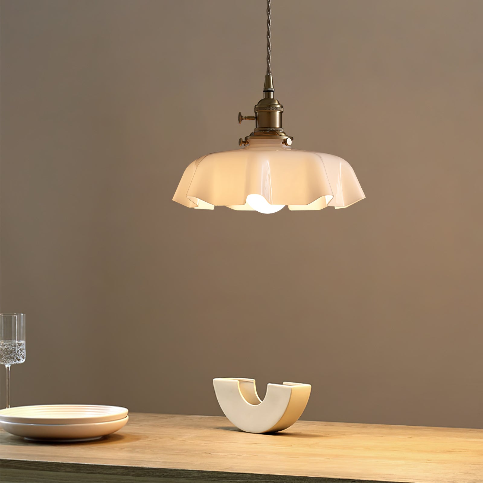Pendant Light Scalloped | French Flower Ceiling Lamp-Pendant Lights-Ridorn