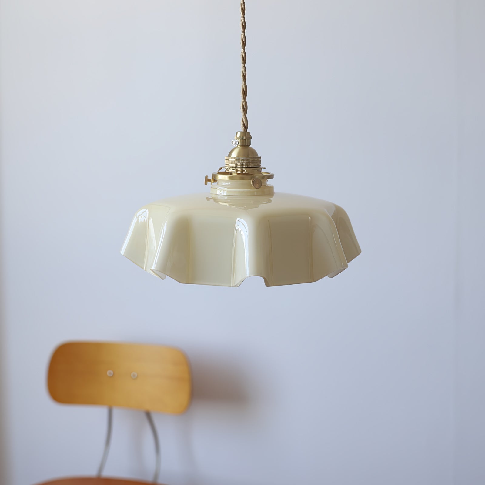 Pendant Light Scalloped | French Flower Ceiling Lamp-Pendant Lights-Ridorn