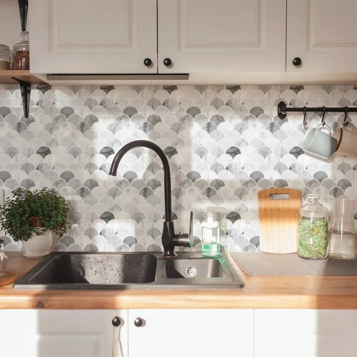 Raea Elowenino Tiles-Home Decoration-Ridorn
