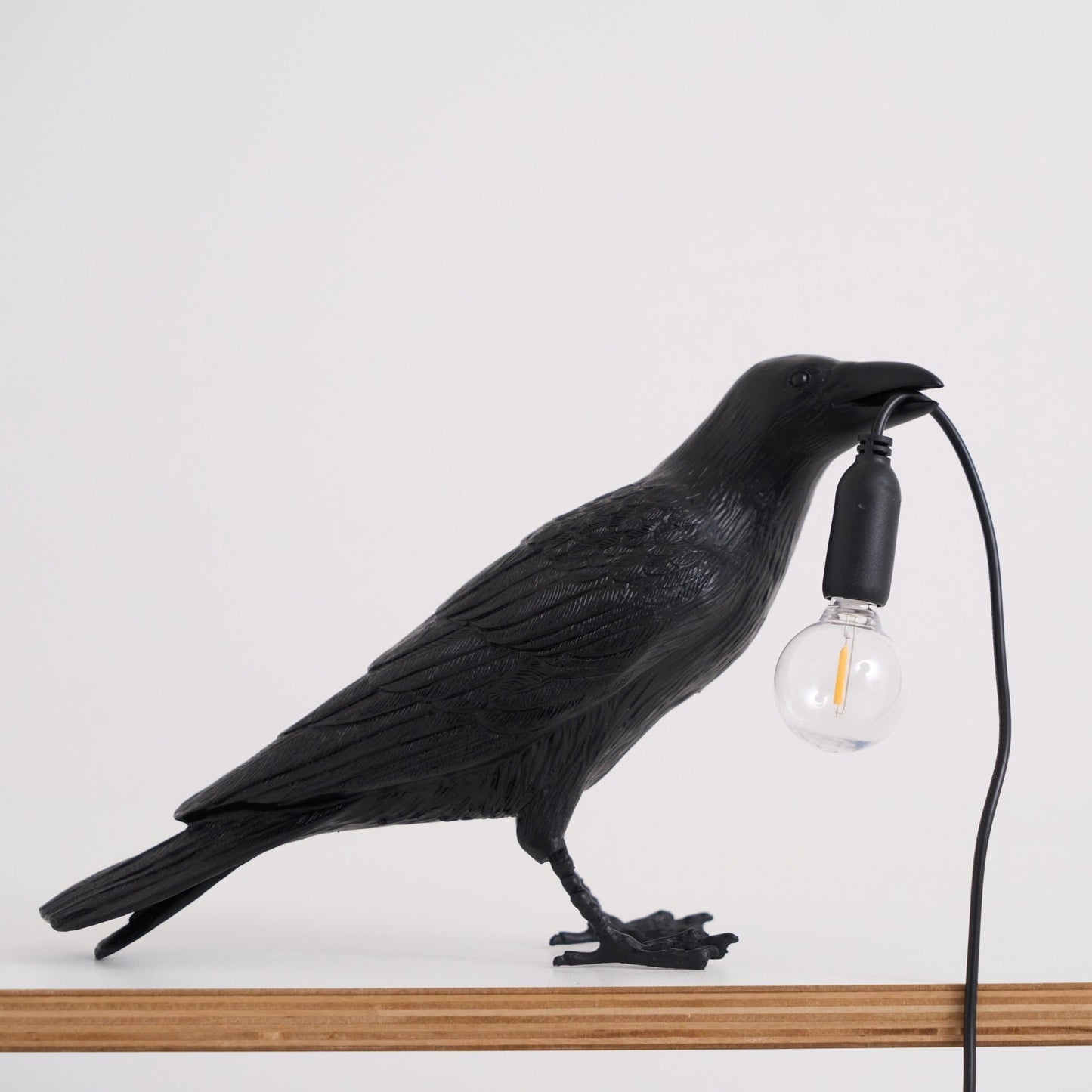 Table Lamp | Bird Design | Ridorn