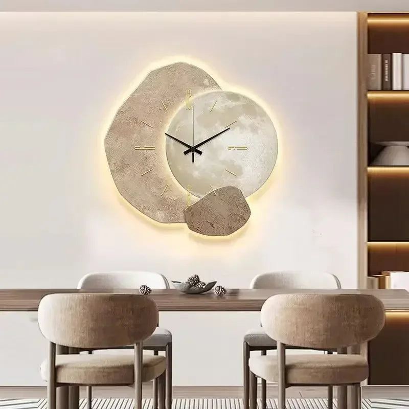 Elegant Wooden Clock with Unique Design - 35 cm Diameter | Ridorn