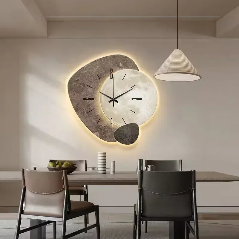Elegant Wooden Clock with Unique Design - 35 cm Diameter | Ridorn