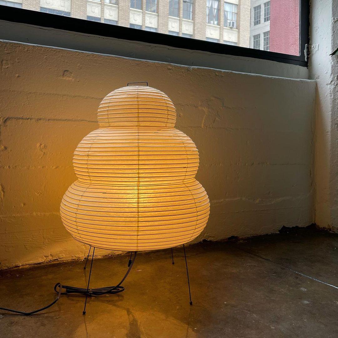 Table Lamp | Paper Shade Sculptural Table Light | Ridorn