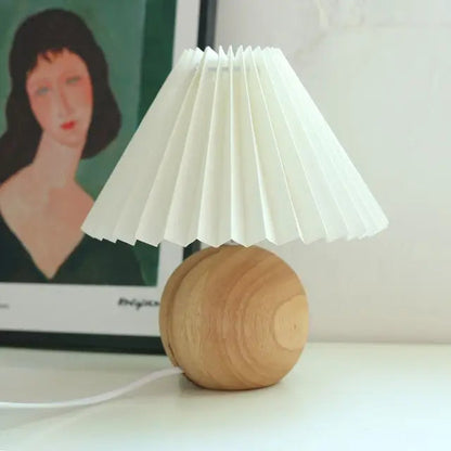 Table Lamp | Pleated Shade | Ridorn