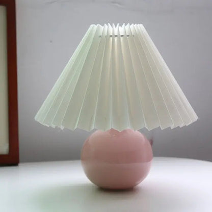 Table Lamp | Pleated Shade | Ridorn