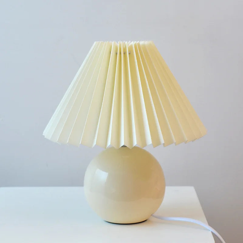 Table Lamp | Pleated Shade | Ridorn