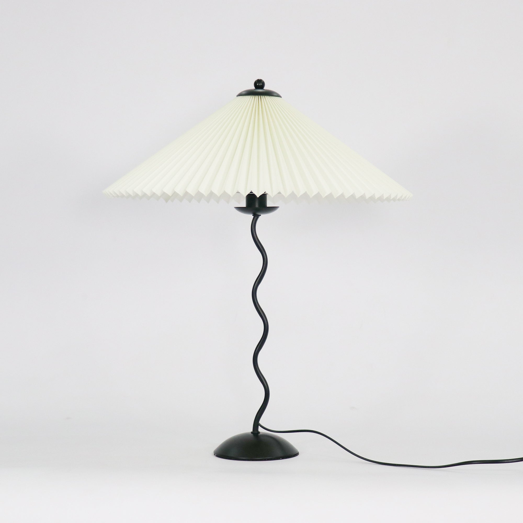 Table Lamp | Pleated Shade | Ridorn-Table lamp-Ridorn