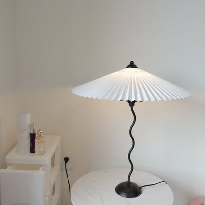 Table Lamp | Pleated Shade | Ridorn