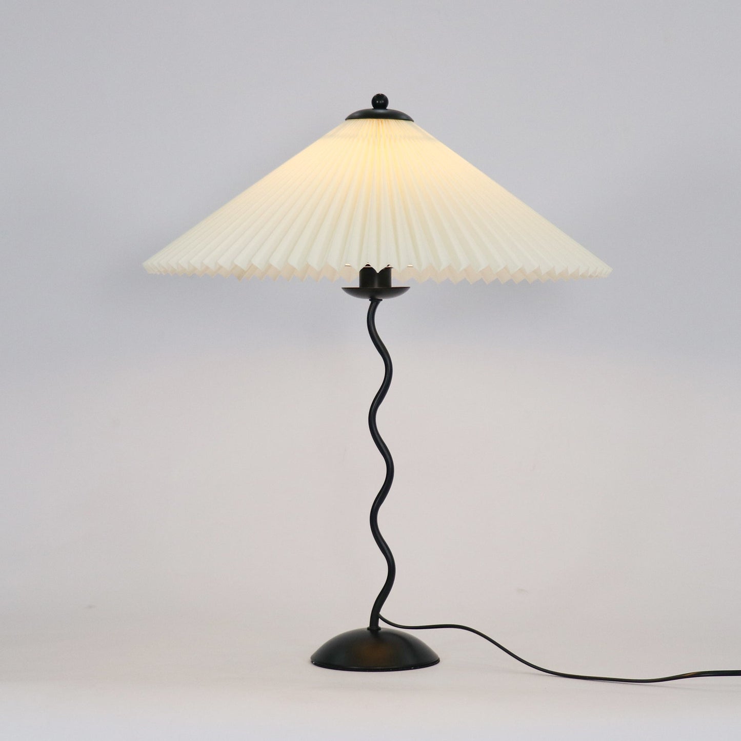 Table Lamp | Pleated Shade | Ridorn