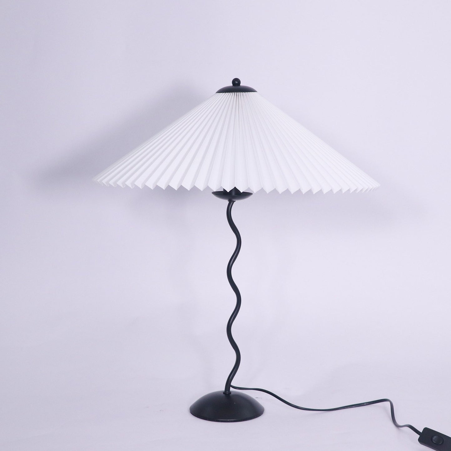 Table Lamp | Pleated Shade | Ridorn