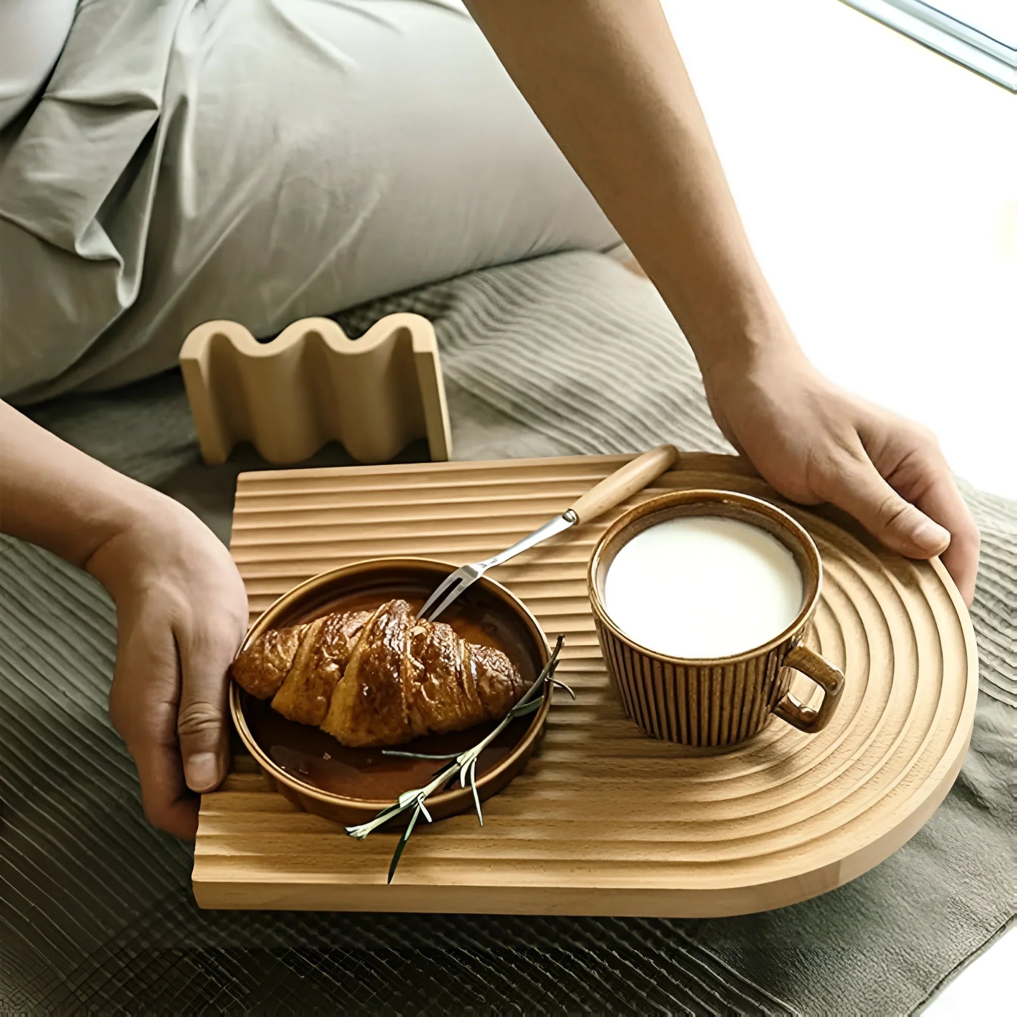 Ulfina Wave Tray-Serving Trays-Ridorn