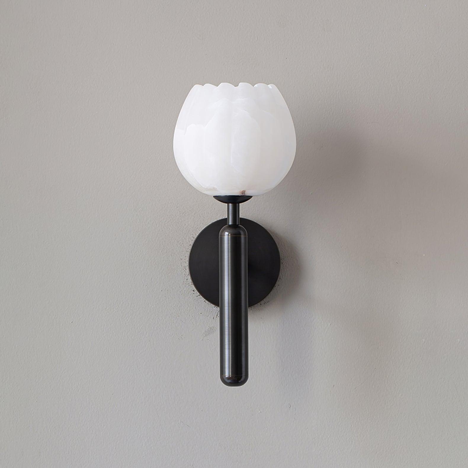 Wall Light Decorative | Brass and Alabaster Fixture | Ridorn