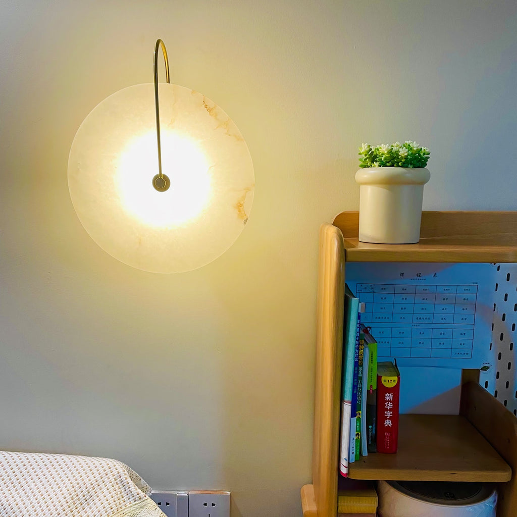 Wall Light Round | LED Alabaster Fixture | Ridorn